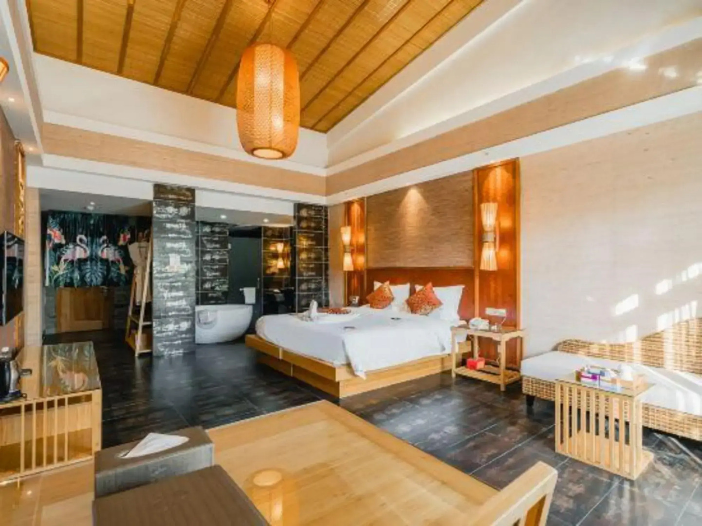 Tianfang Yuetan Hot Spring Resort