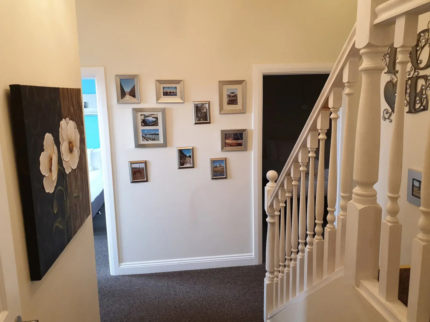 Balcony On Sixth Lodge