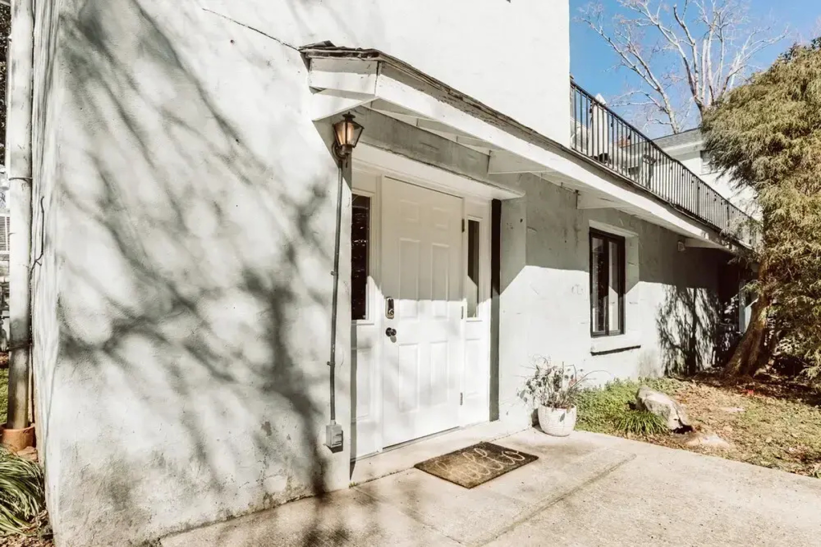 Tryon's Treasure ~ Walk to D-twn Tryon ~ Disney+