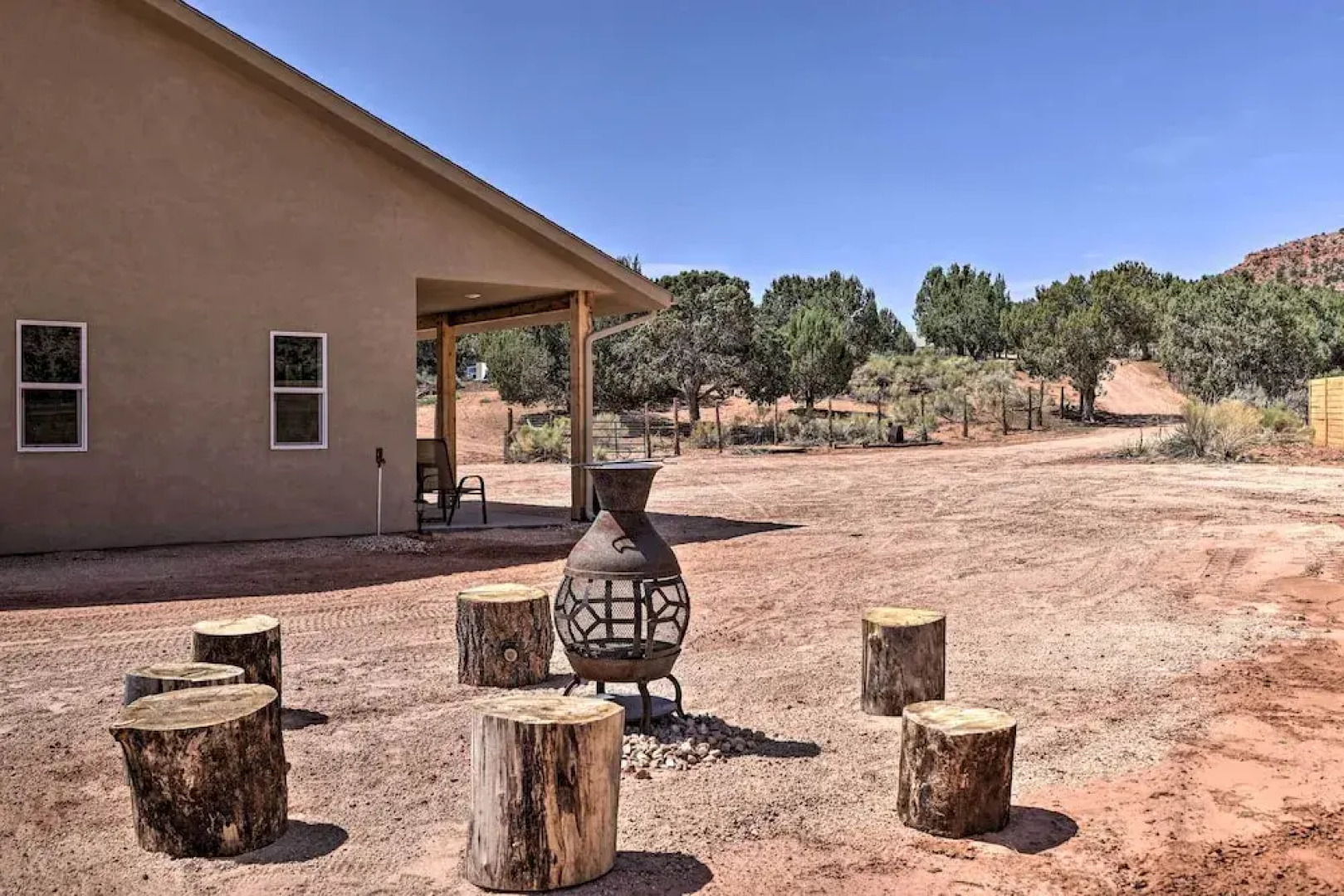 Quiet Kanab Home w/ Panoramic Views & Porch!