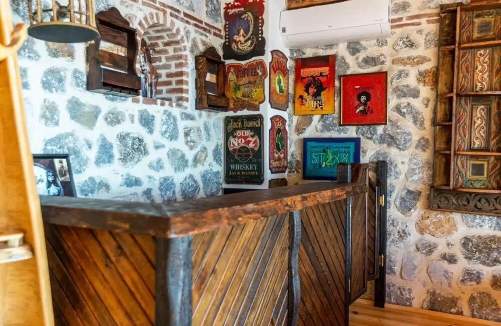 Magnificient Stone House With Private Pool and Jacuzzi in Iznik Bursa