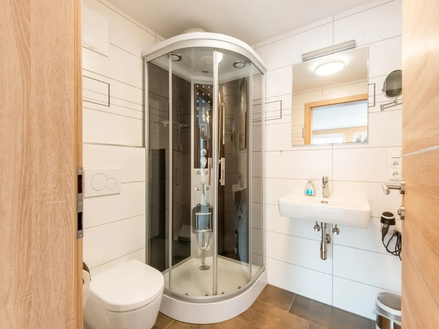 Picturesque apartment in Bramberg with balcony