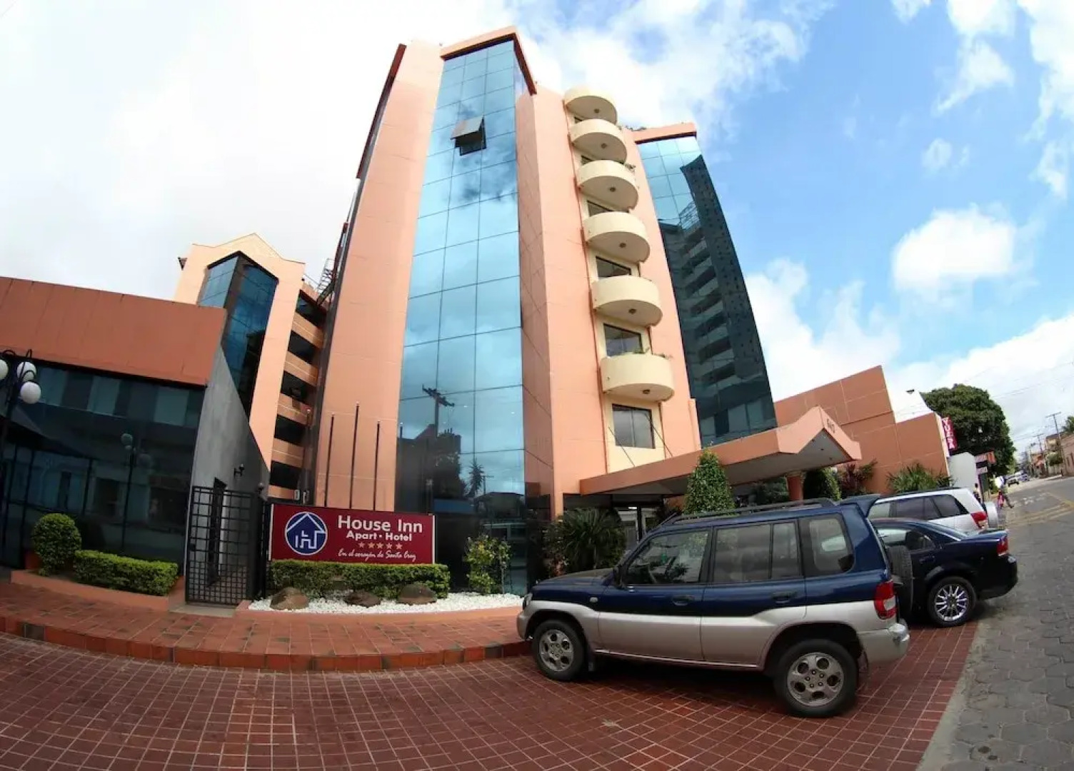 House Inn Apart Hotel