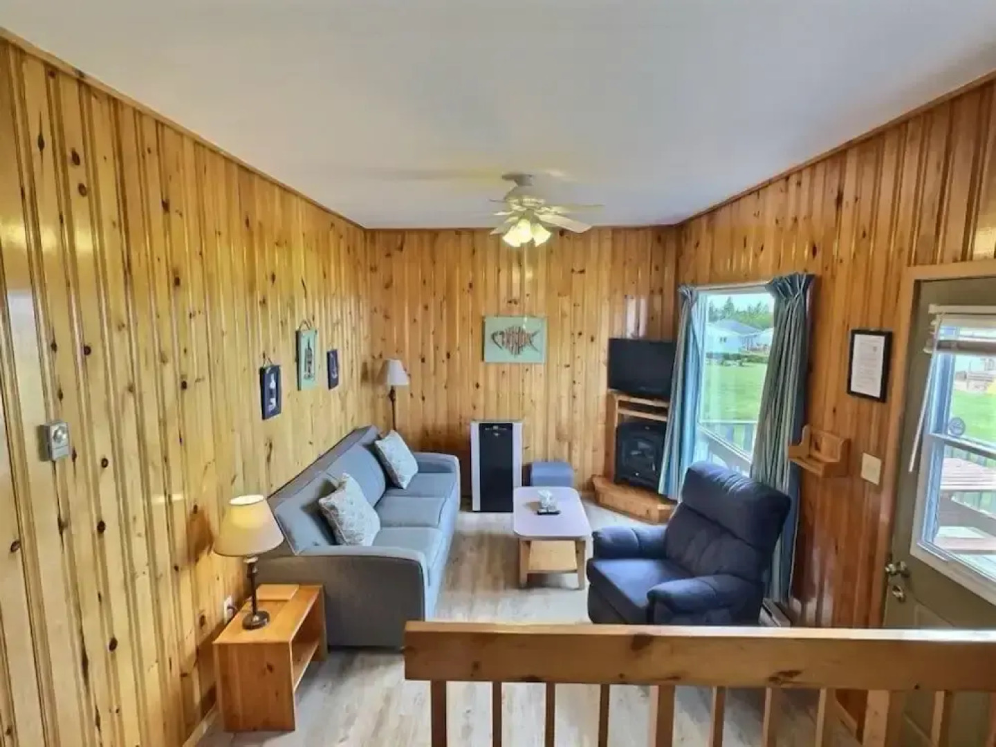 Cavendish Bosom Buddies Cottage Resort