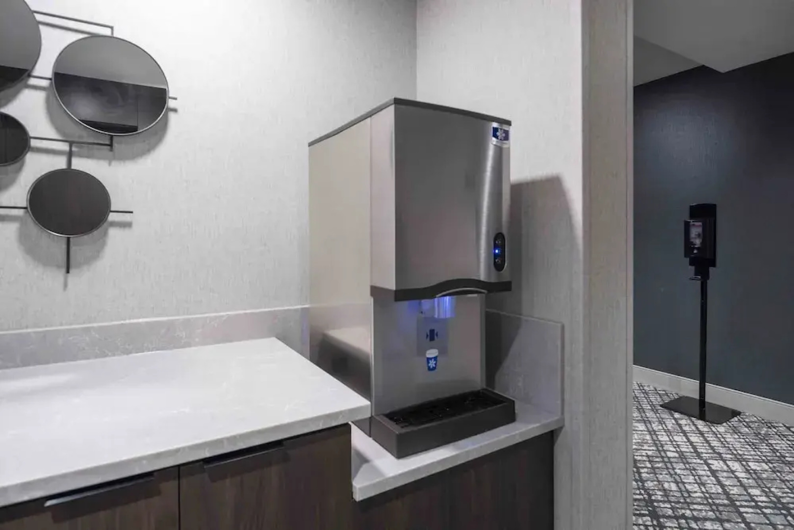 Staybridge Suites Boston Logan Airport - Revere