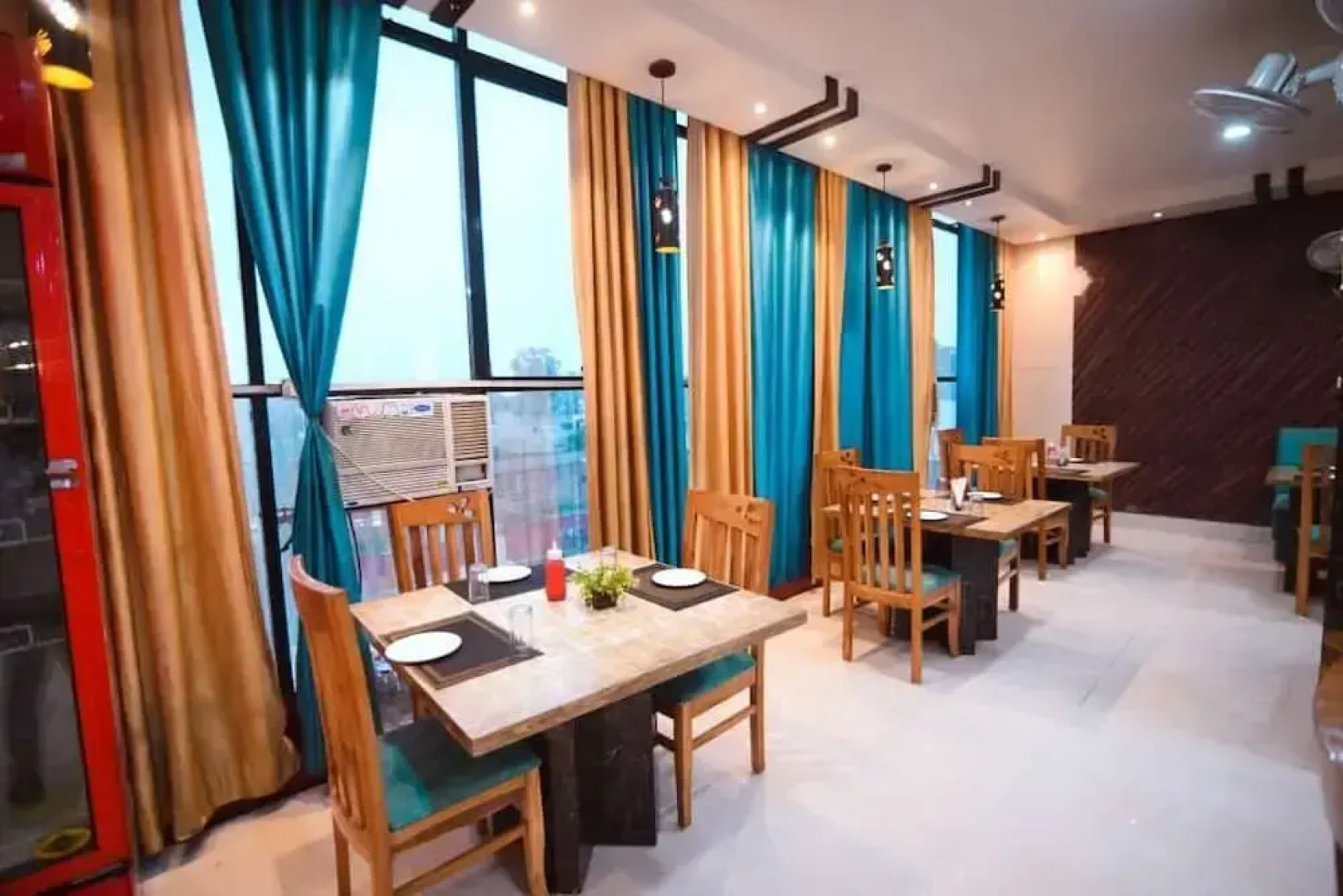 Taraji Resort Hotel and Restaurant