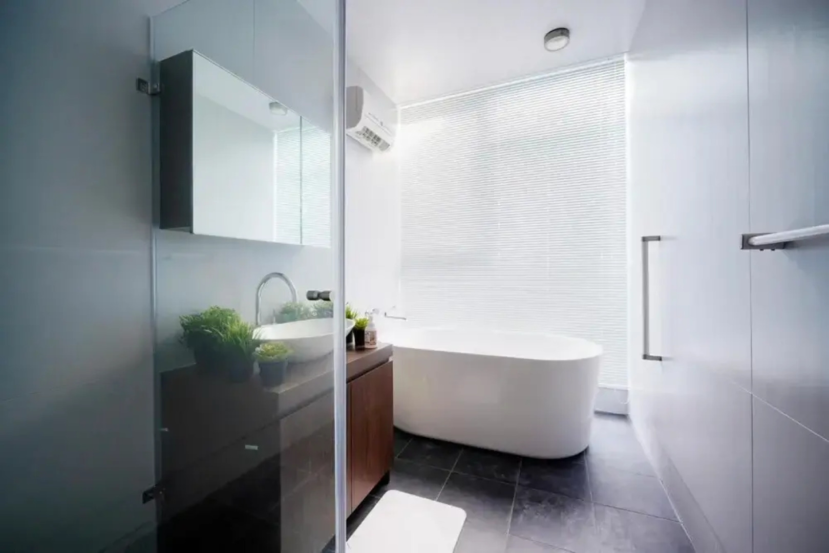 Enoshima Living -Hostel