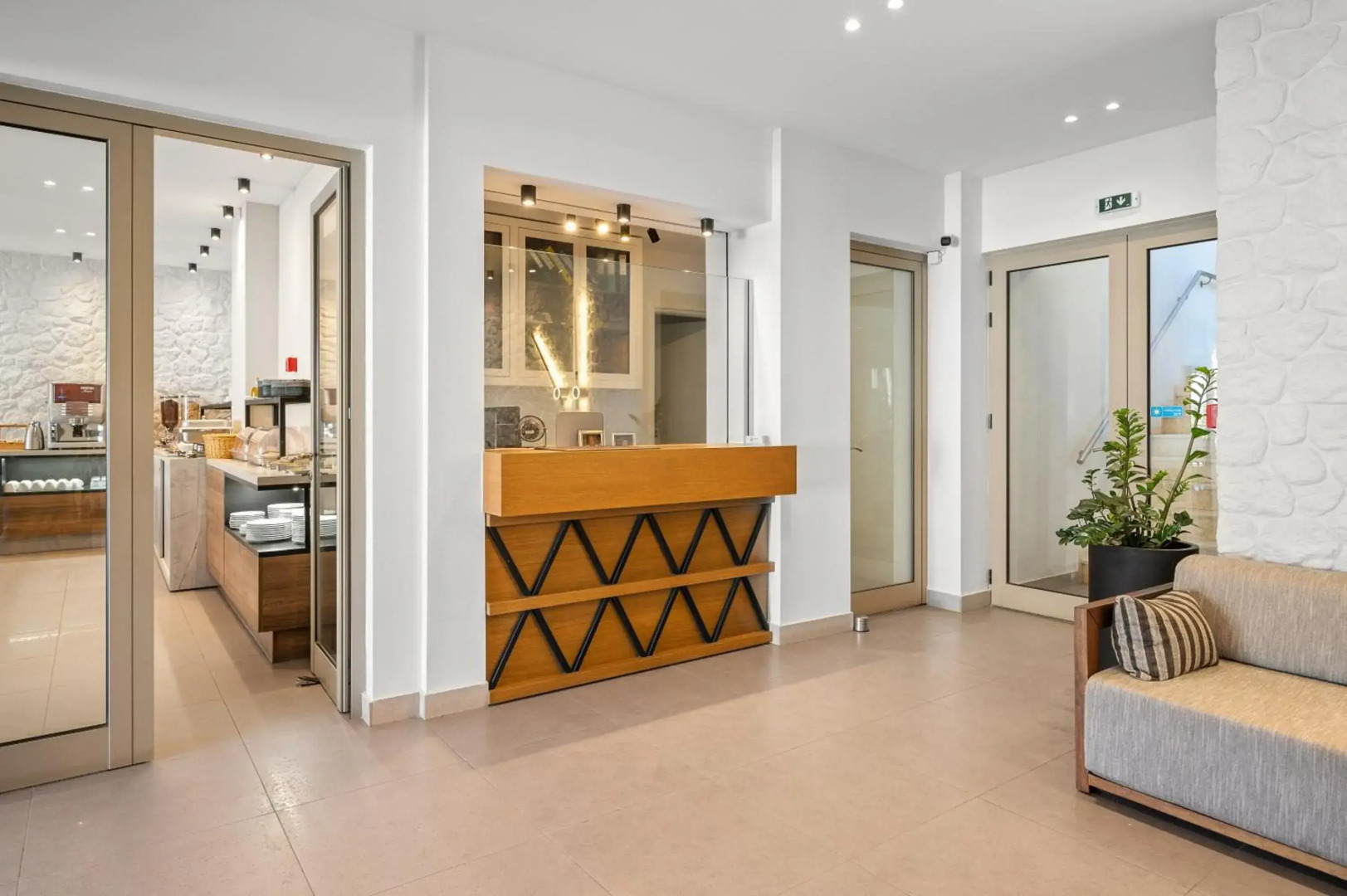 Glaros Hotel Apartment