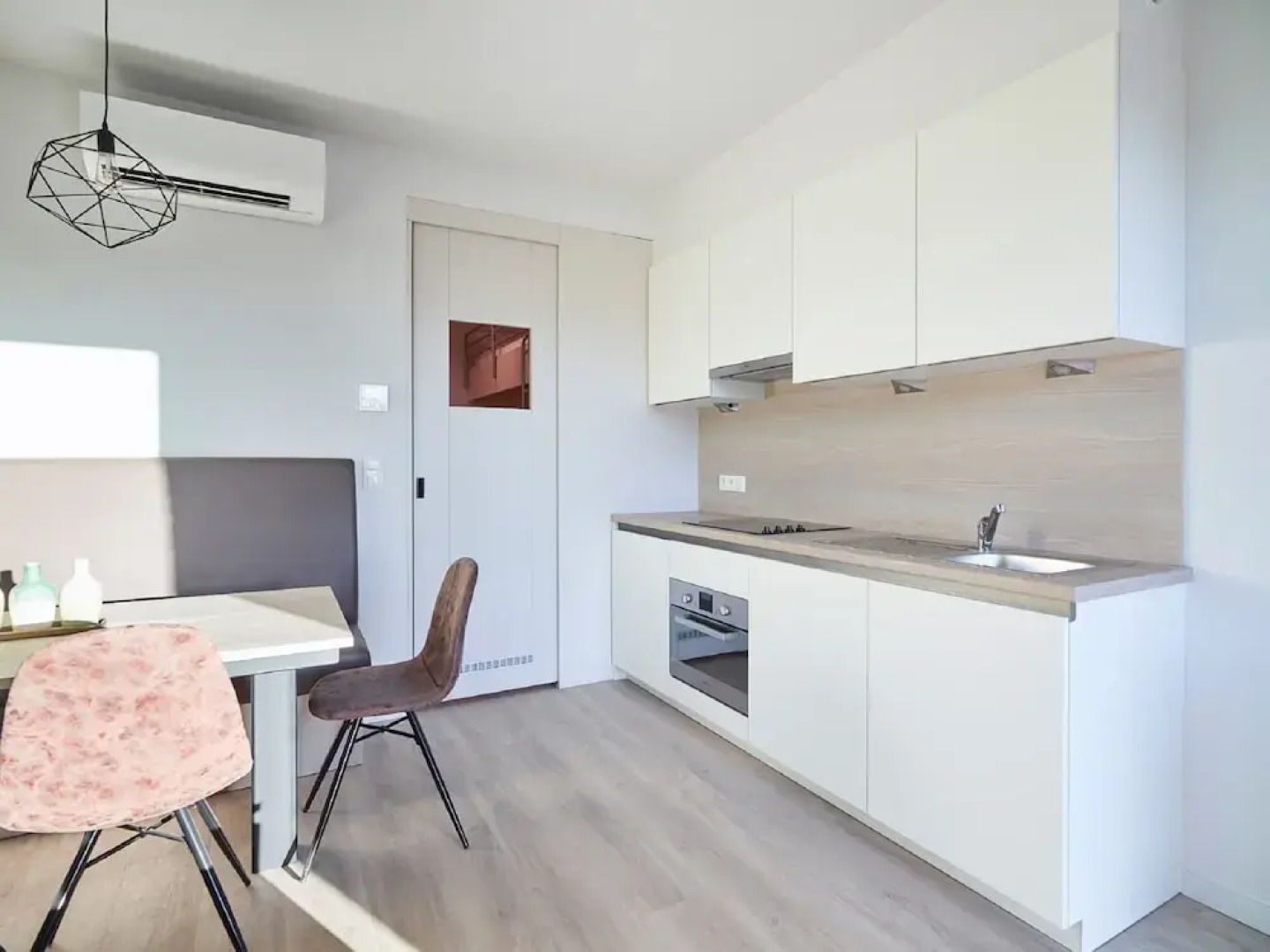 Modern Apartment With a Dishwasher Near Jabbeke