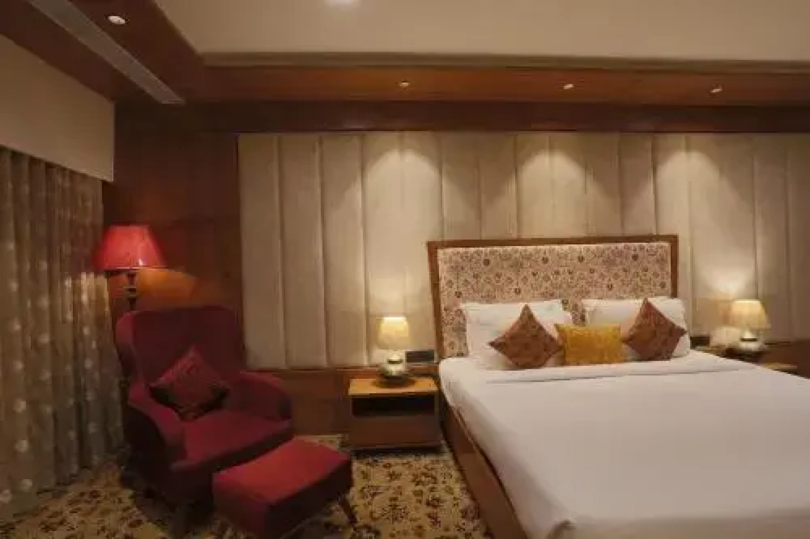 Ymca International Centre Hotel