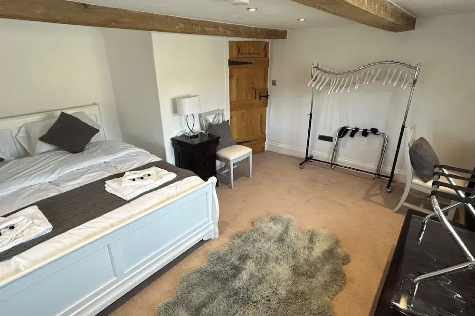 4 Bed Farmhouse Alton Tower Xmas Market Chatsworth