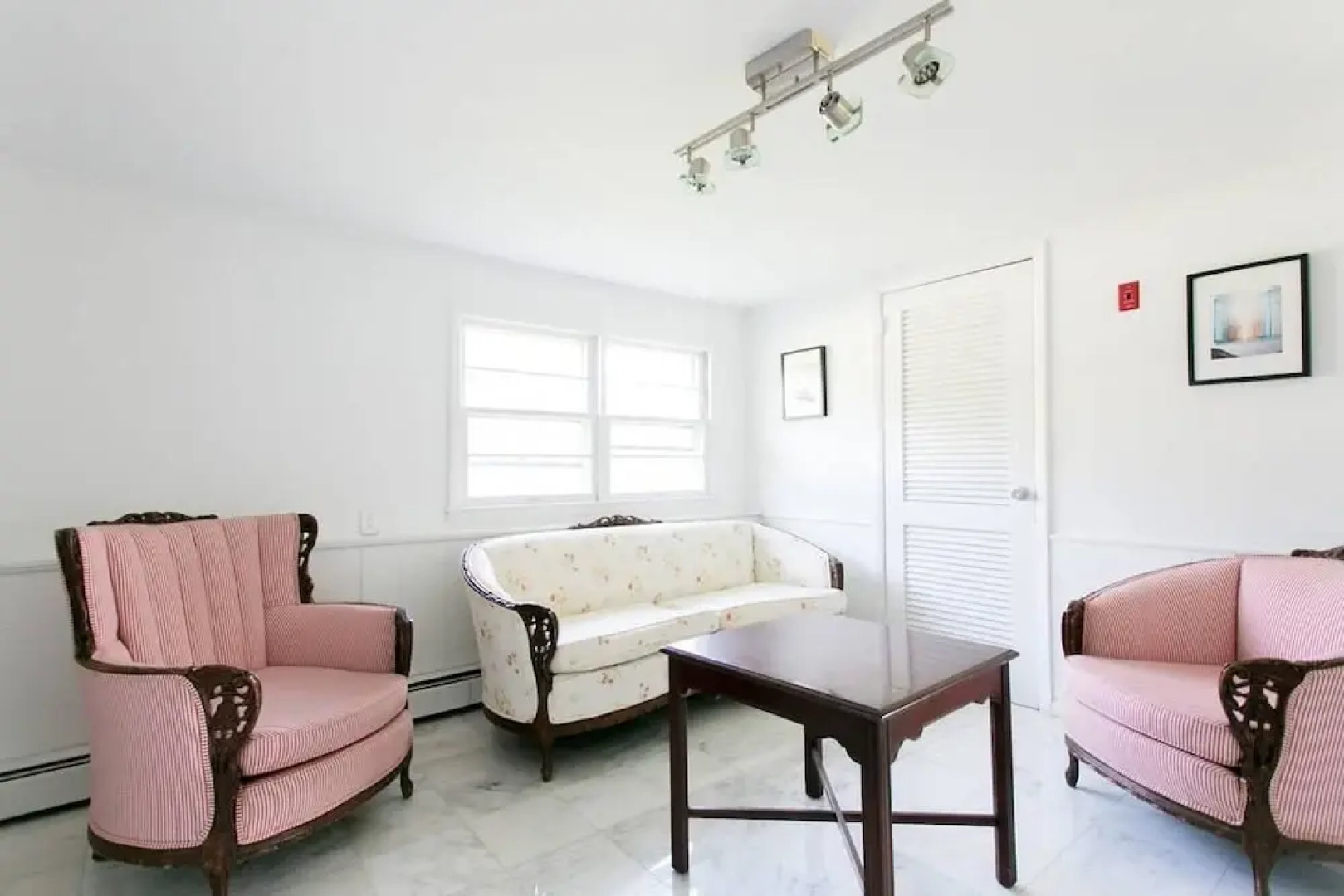 SH001 5 Bedroom Holiday home By Senstay