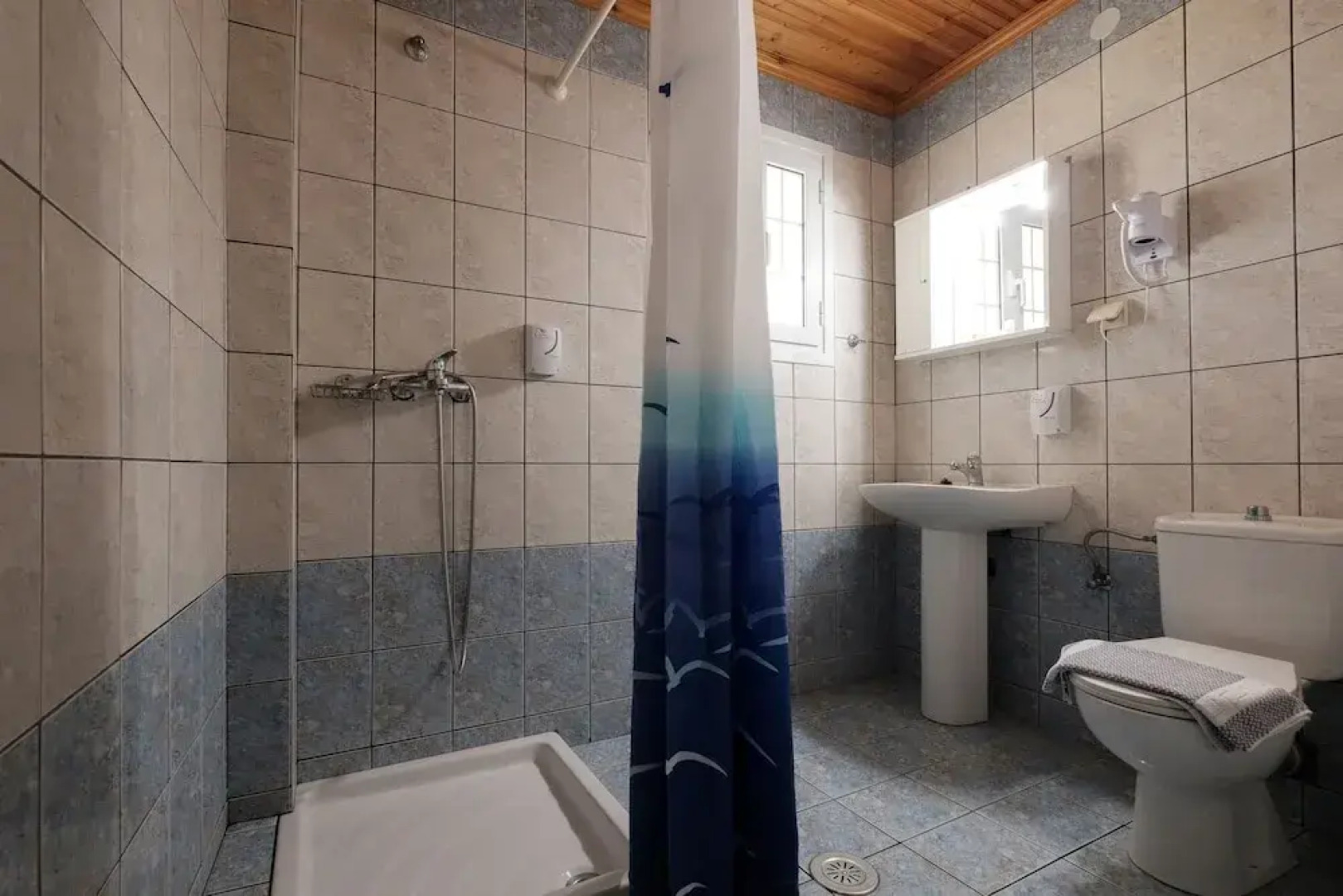 Canal d'Amour Makris Apartments