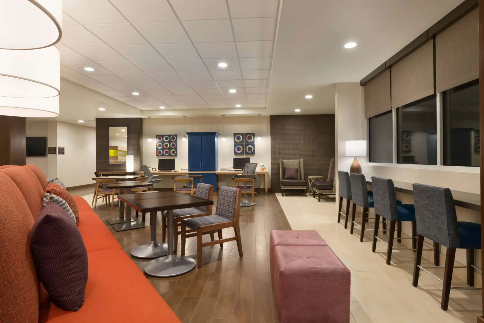 Home2 Suites by Hilton Glendale - Westgate