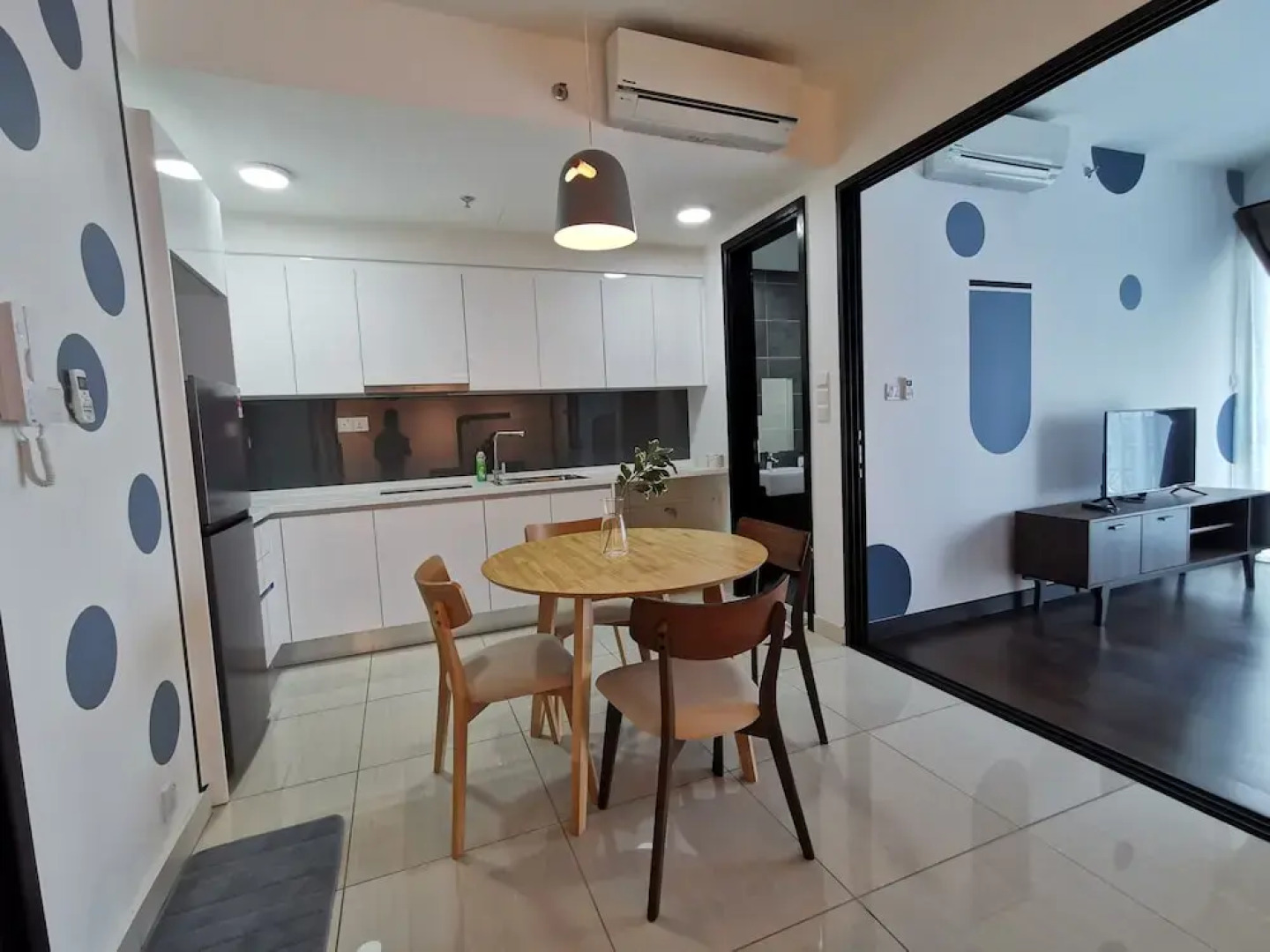 Almas Puteri Harbour by Oca Host