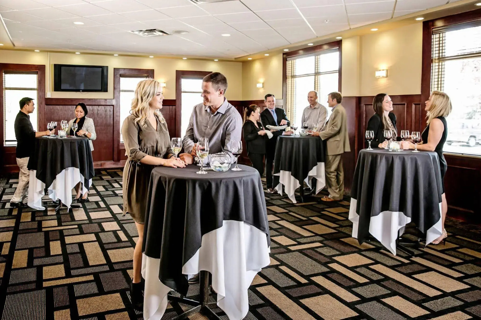 Chateau Nova Kingsway