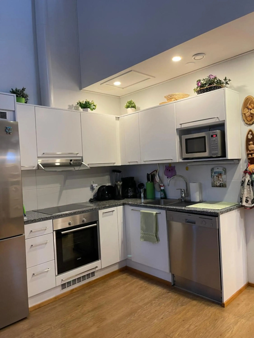 Дом у спа-центра и озера