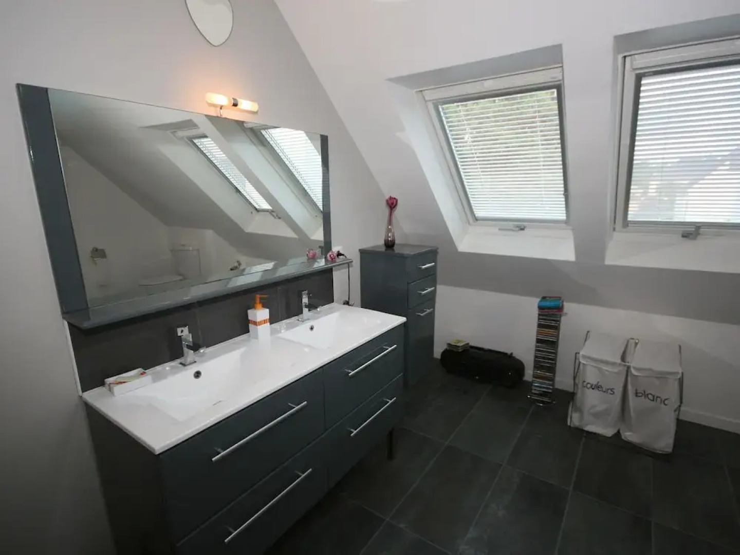 Modern Villa With Private Heated Pool, Located 2 km From the Sandy Beach