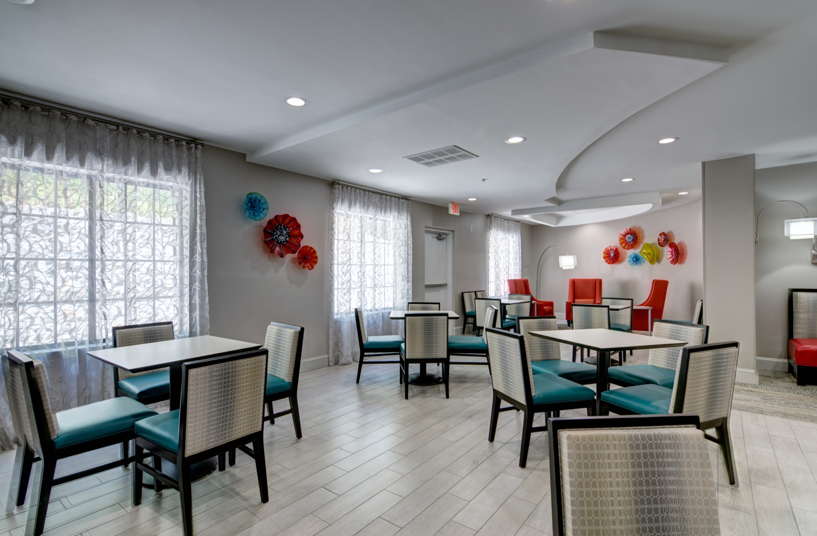 Hampton Inn & Suites Parkersburg Downtown