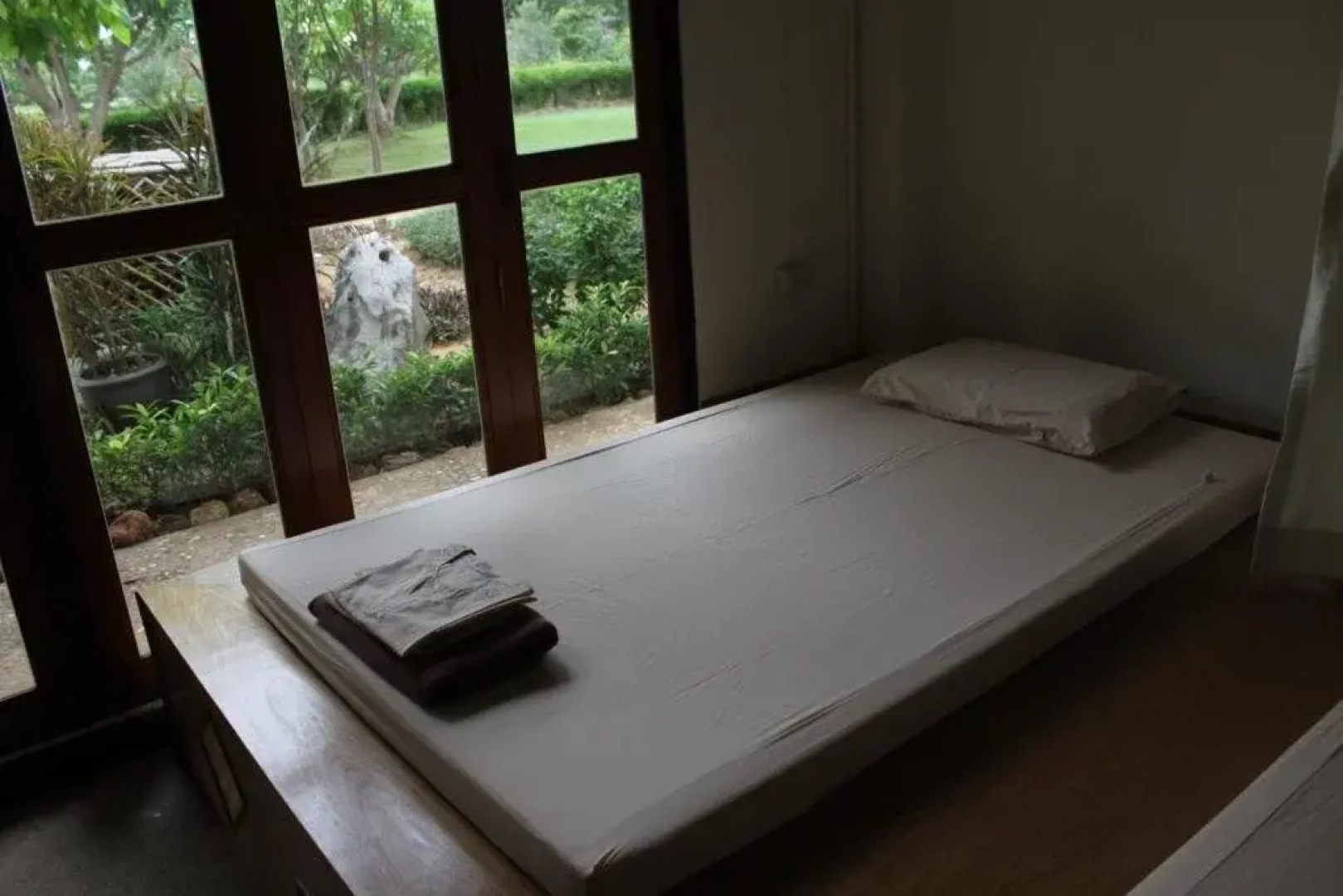 Thai Diamond Land Kaengkrachan