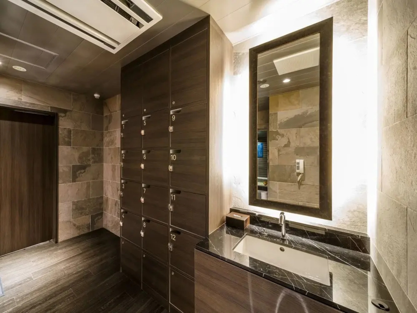 Super Hotel Shonan Fujisawaeki Minamiguchi