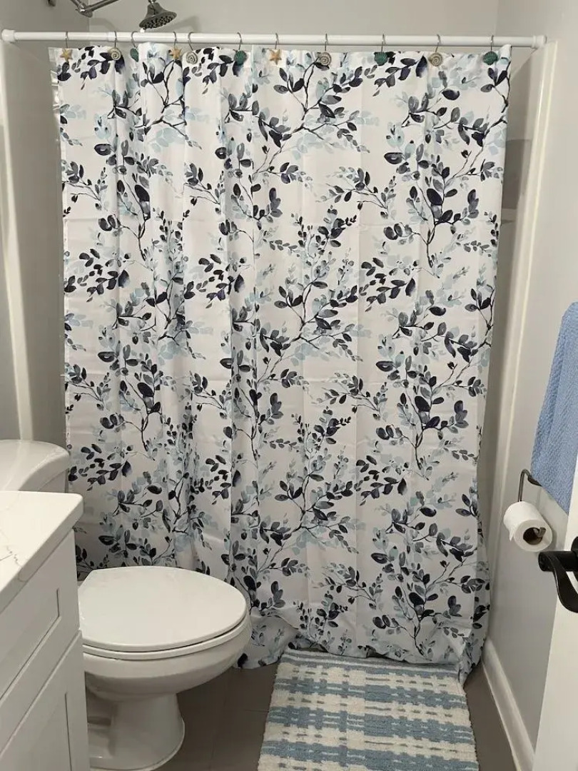 Coastal Retreat 3 Bedroom Home by RedAwning