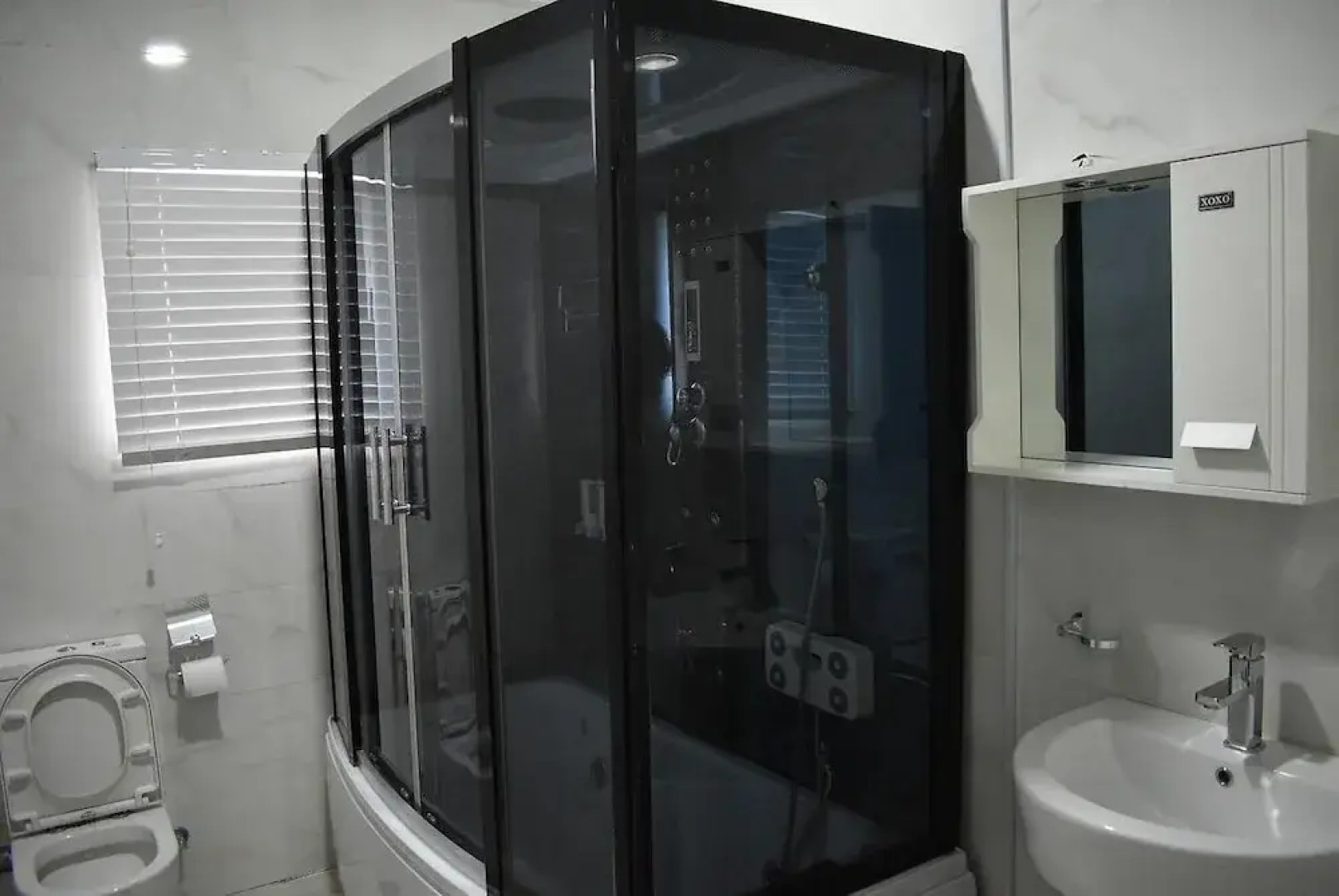 Manhattan Apple Hotel Lekki