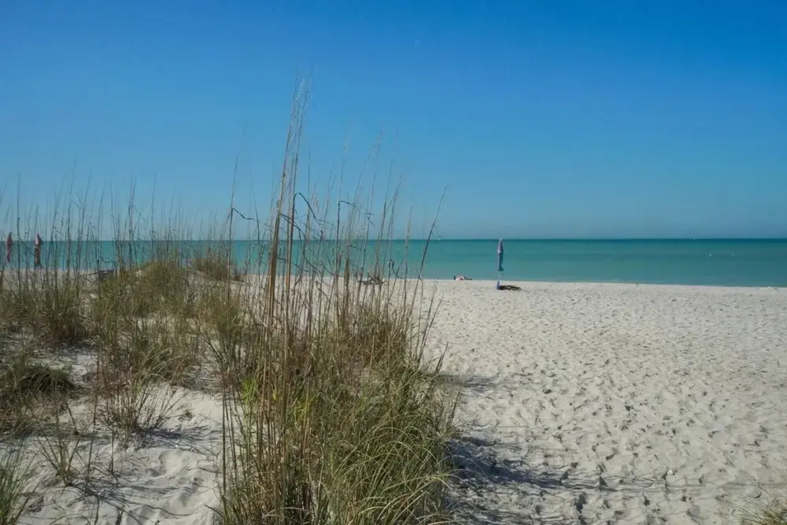 Bay Breezes At Hideaway Bay! Waterfront, Free Kayaks, Golf Cart 2 Bedroom Condo by Redawning