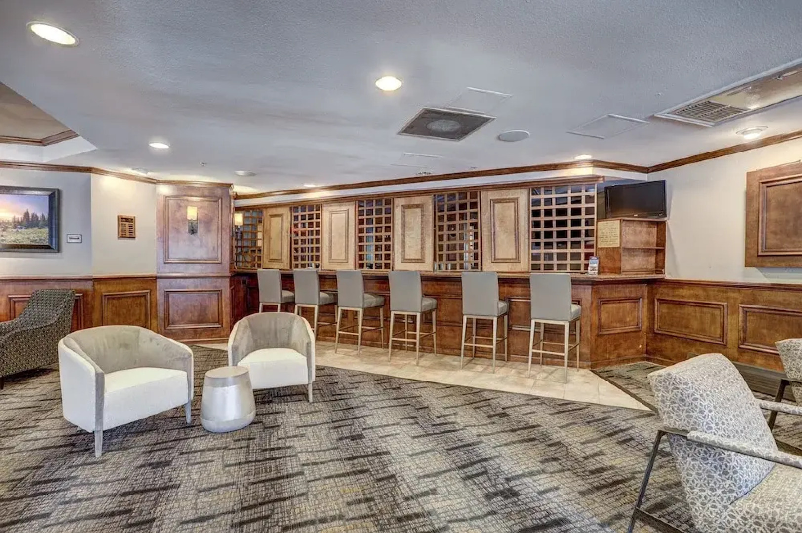 4br Renovated - Sleeps 12- Downtown Breck by RedAwning