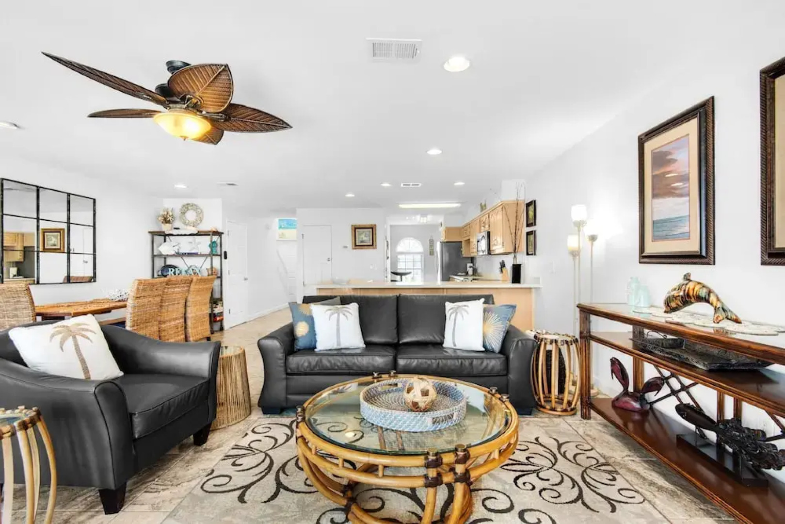 Life's A Beach 3 Bedroom Townhouse by RedAwning