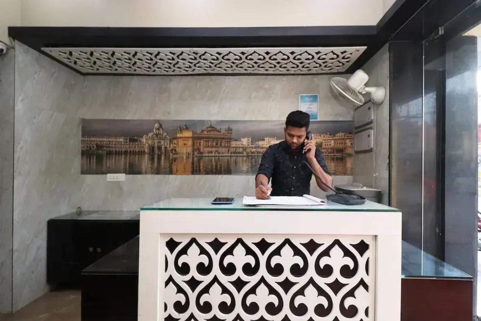 Oyo 29640 Hotel Payal