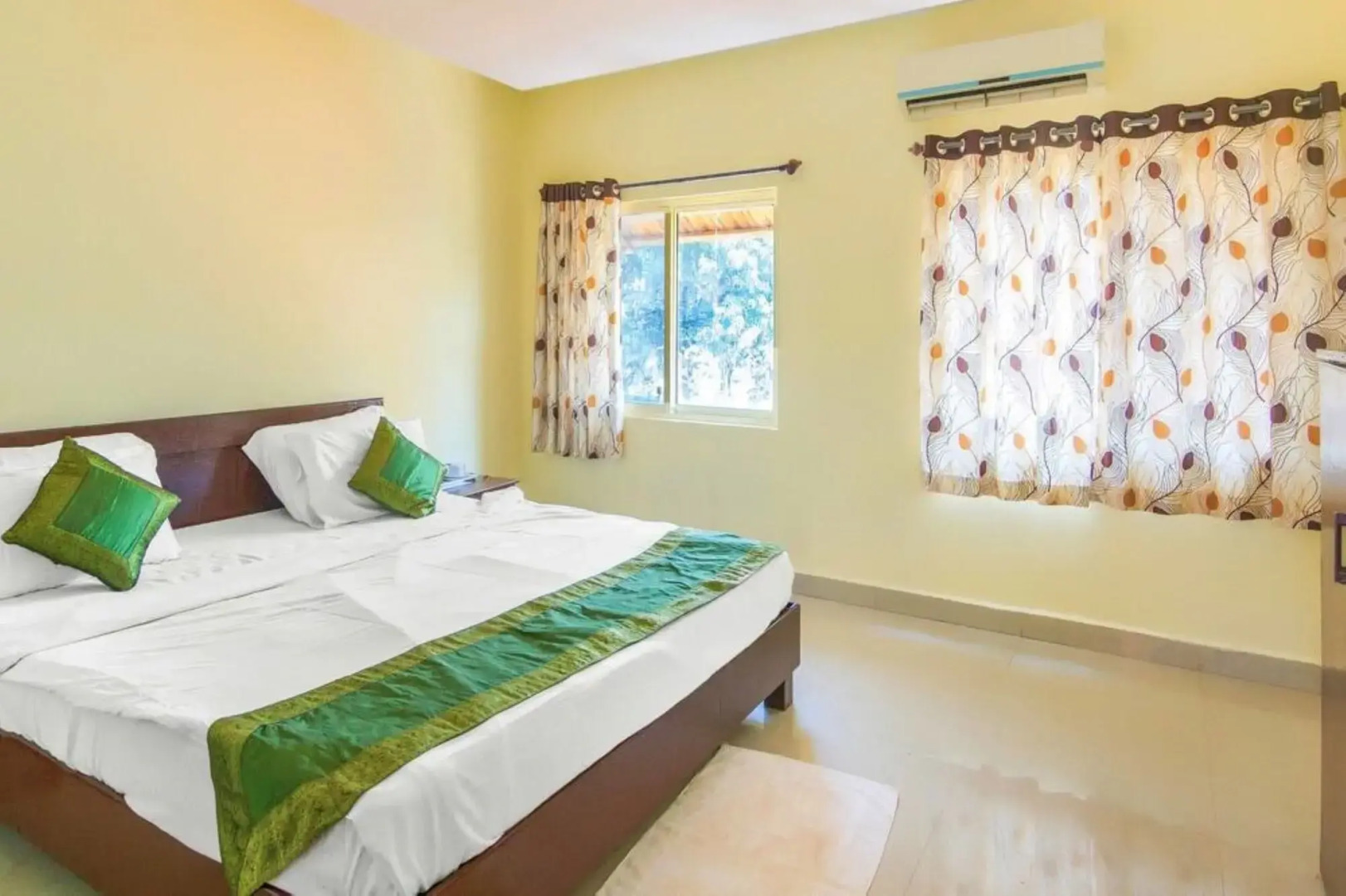 Super OYO Arpora Baga