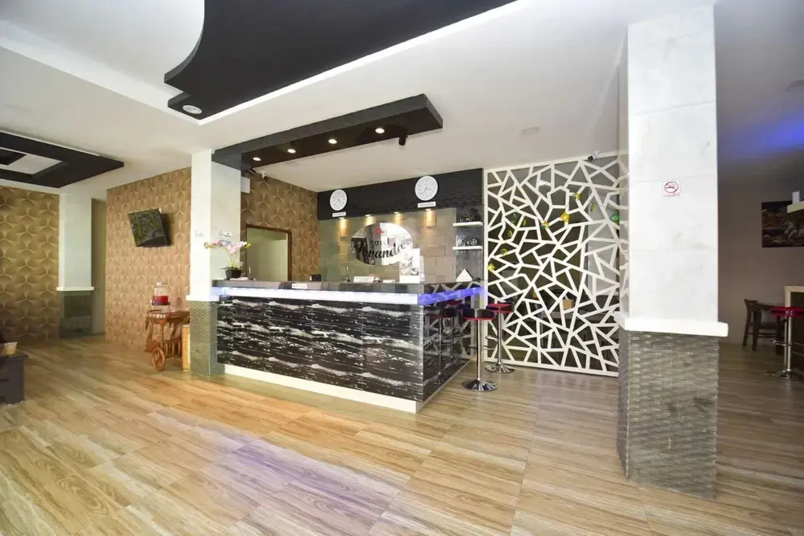 OYO 1228 Hotel Novanda