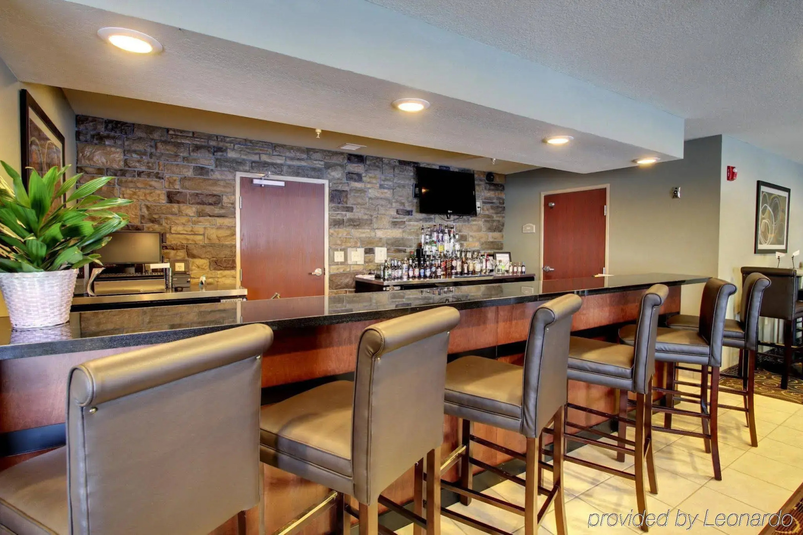 Cobblestone Inn & Suites - Rugby