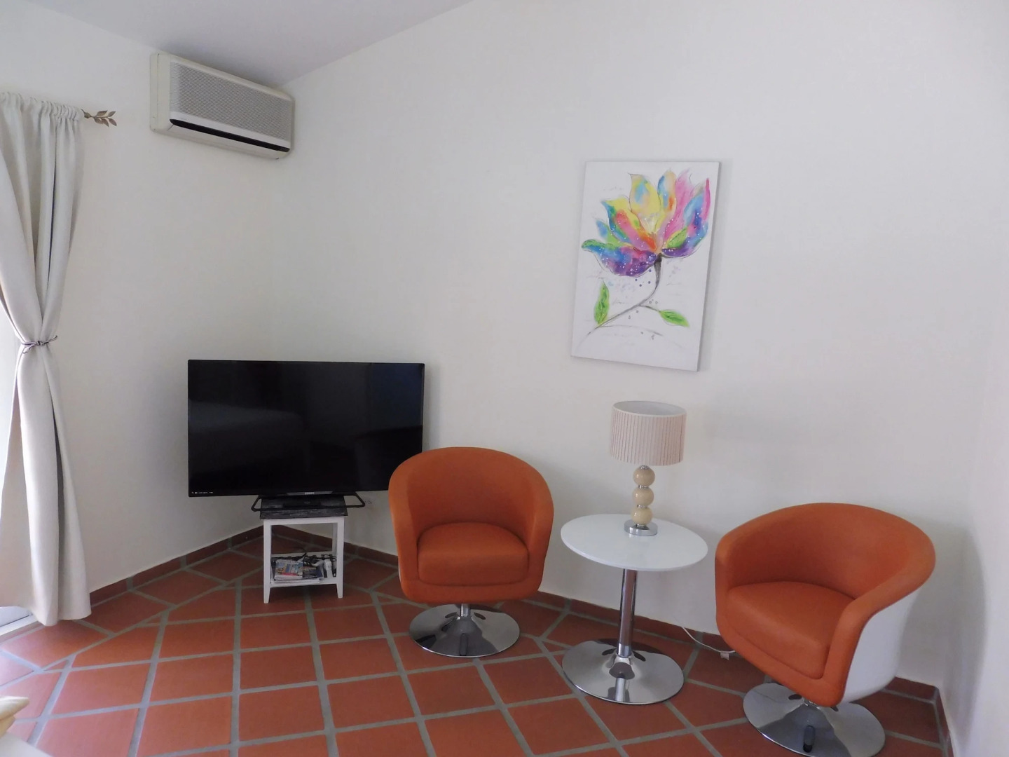 Karibu Aruba Boutique Hotel