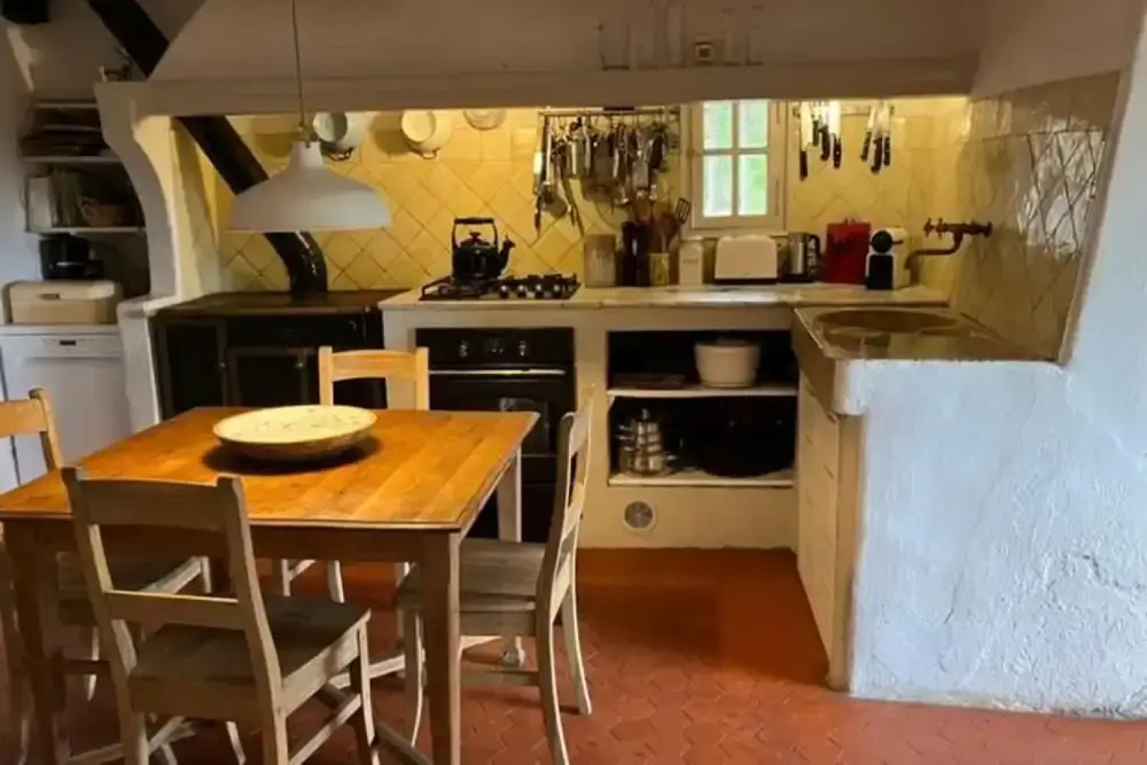 Farmhouse, With Large pvt Pool in Provence