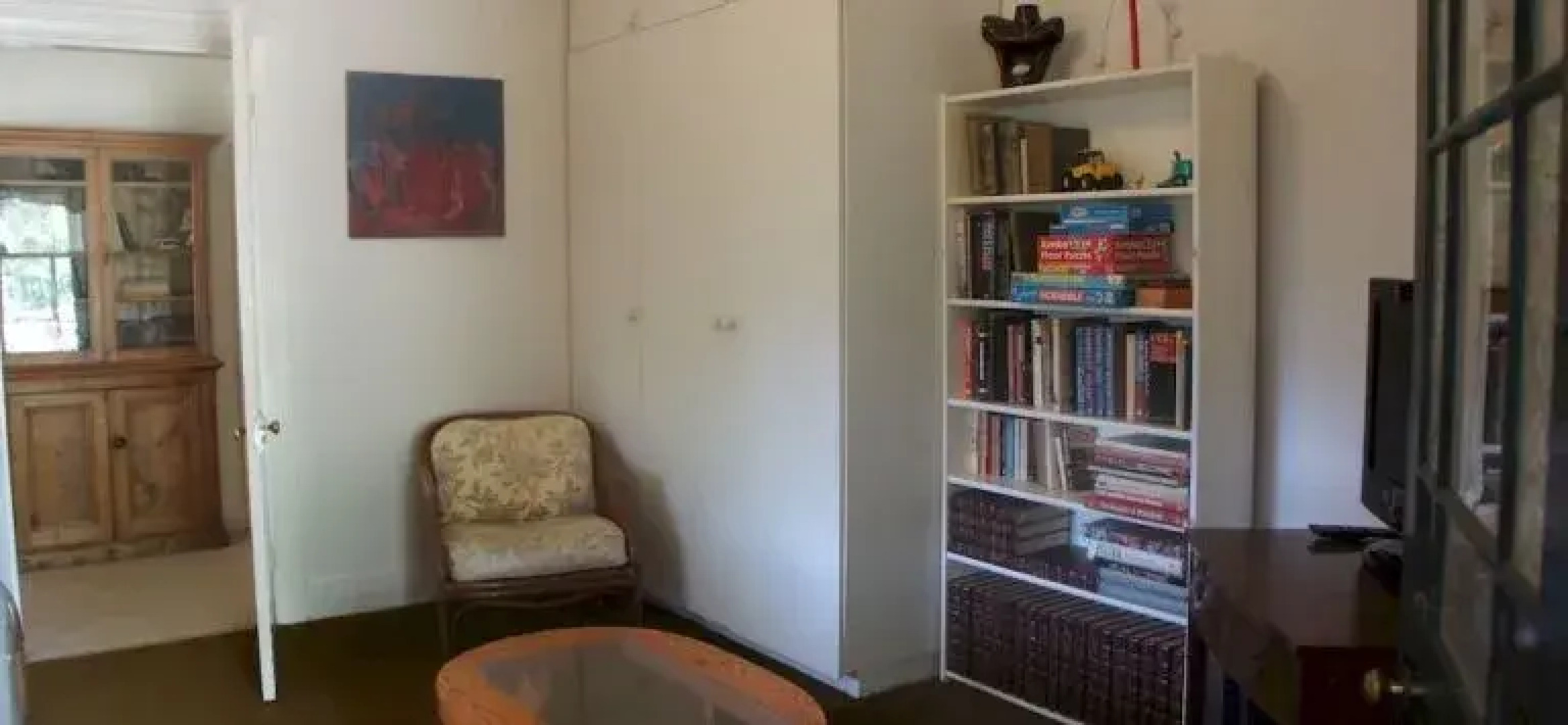 Rosnay Organic Vineyard, Olive Grove, Figs and Farmstay