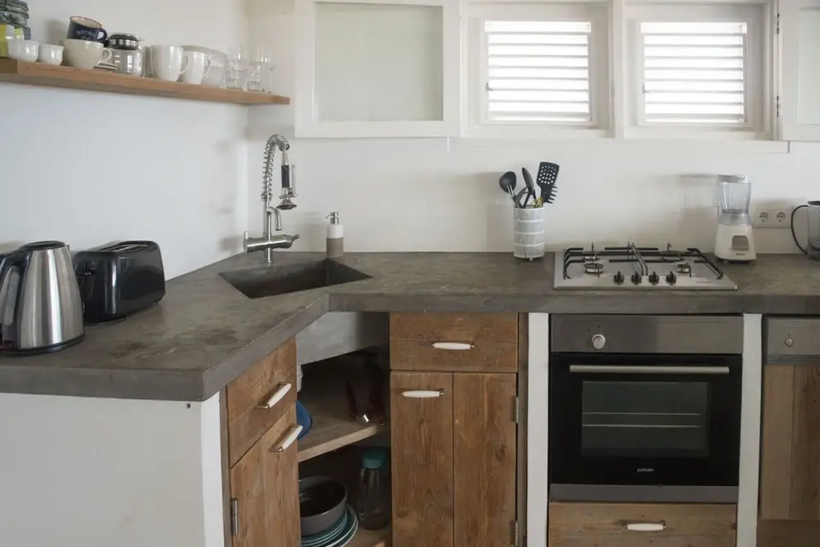 PM78 Boutique Apartments