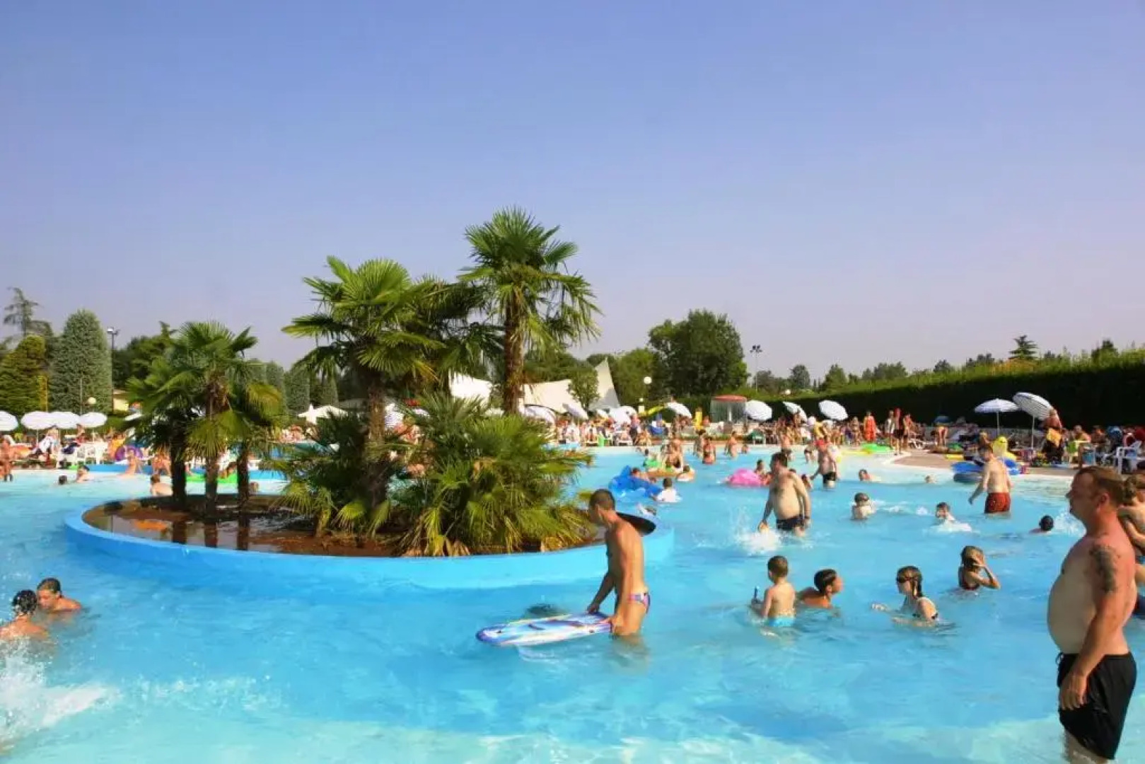 Albatross Mobile Homes on Camping Bella Italia