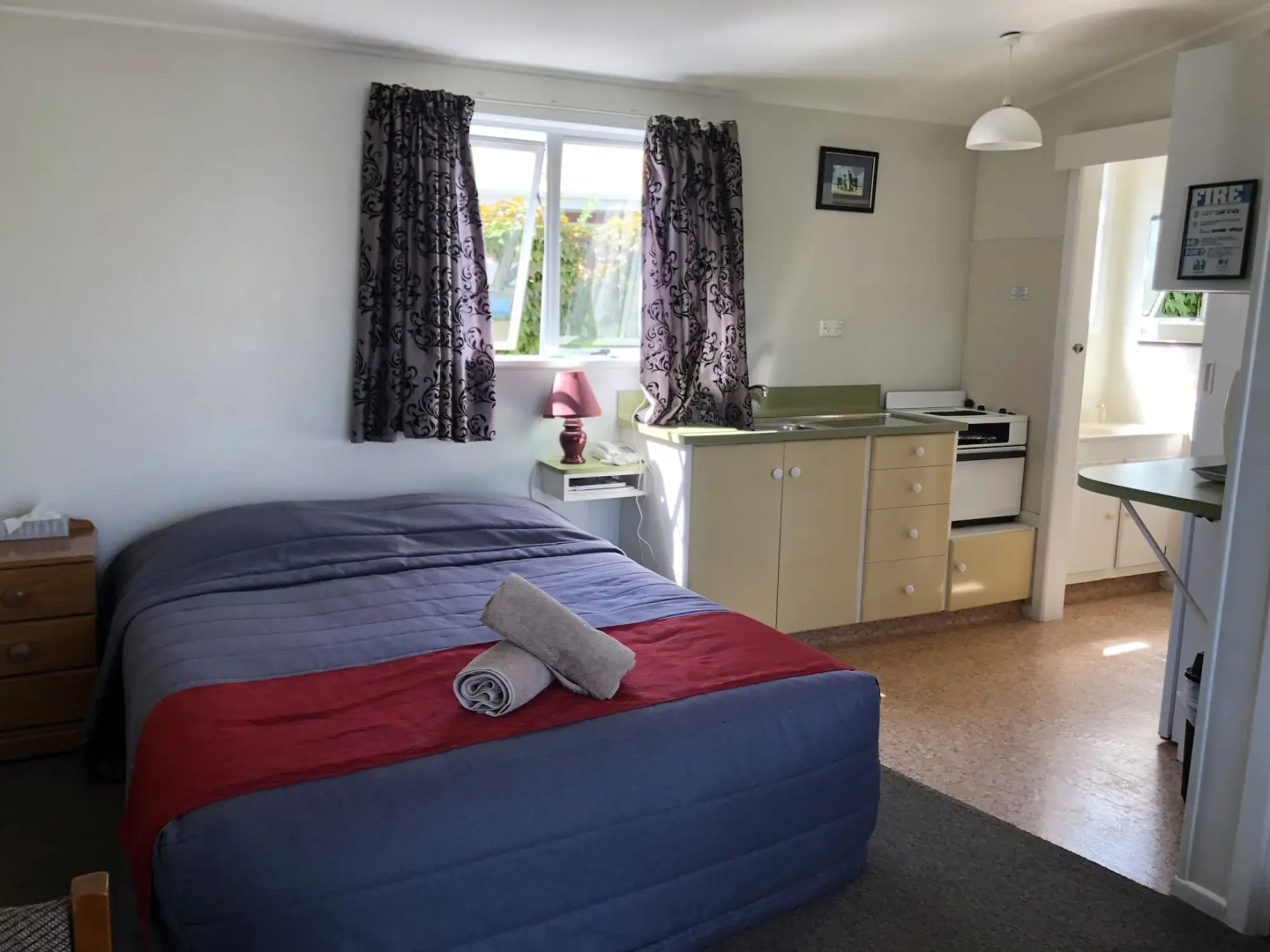 Sundowner Spanish Lady Motel