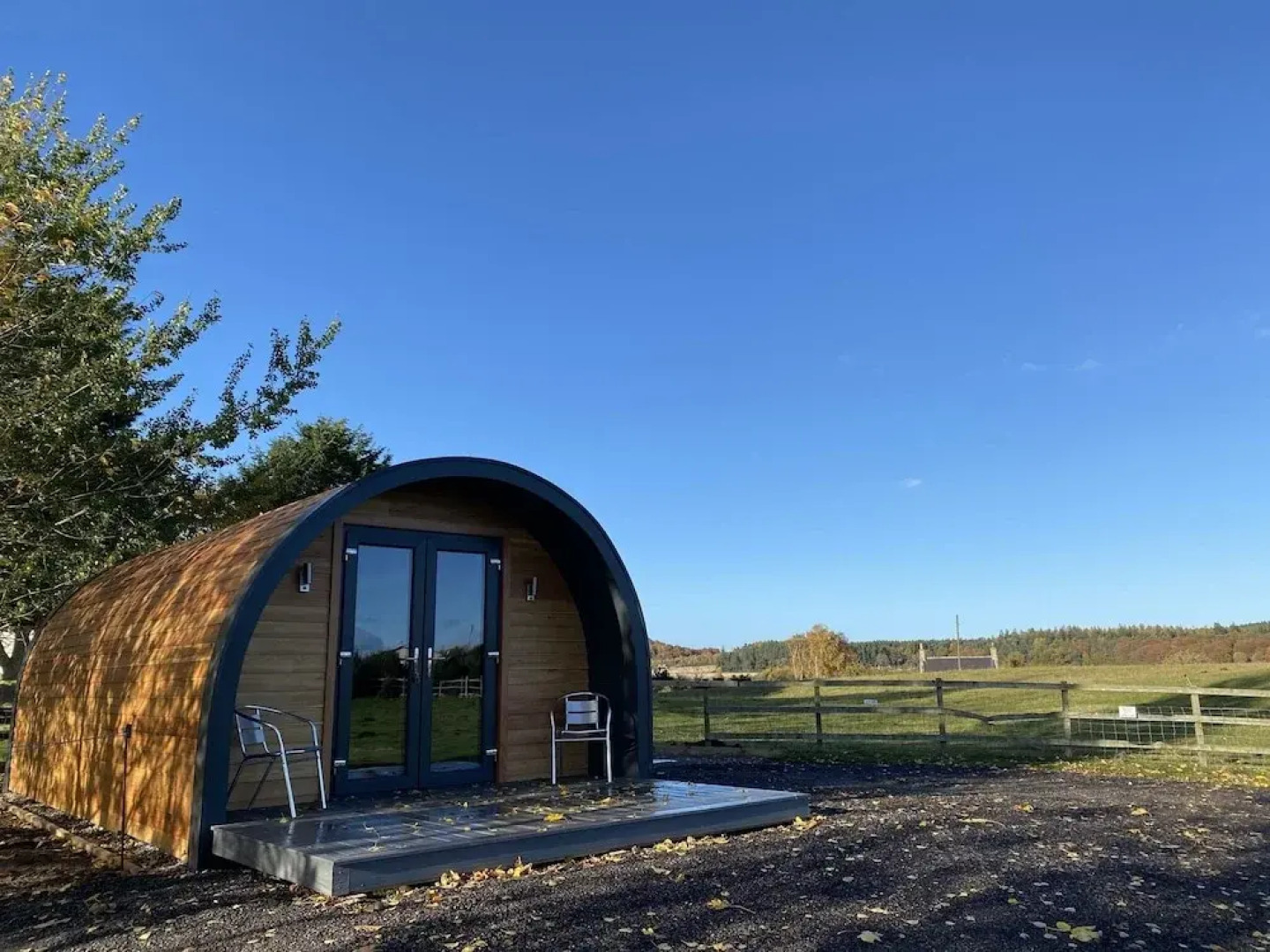 Glampods - 5 Berth Glamping Pod Elgin