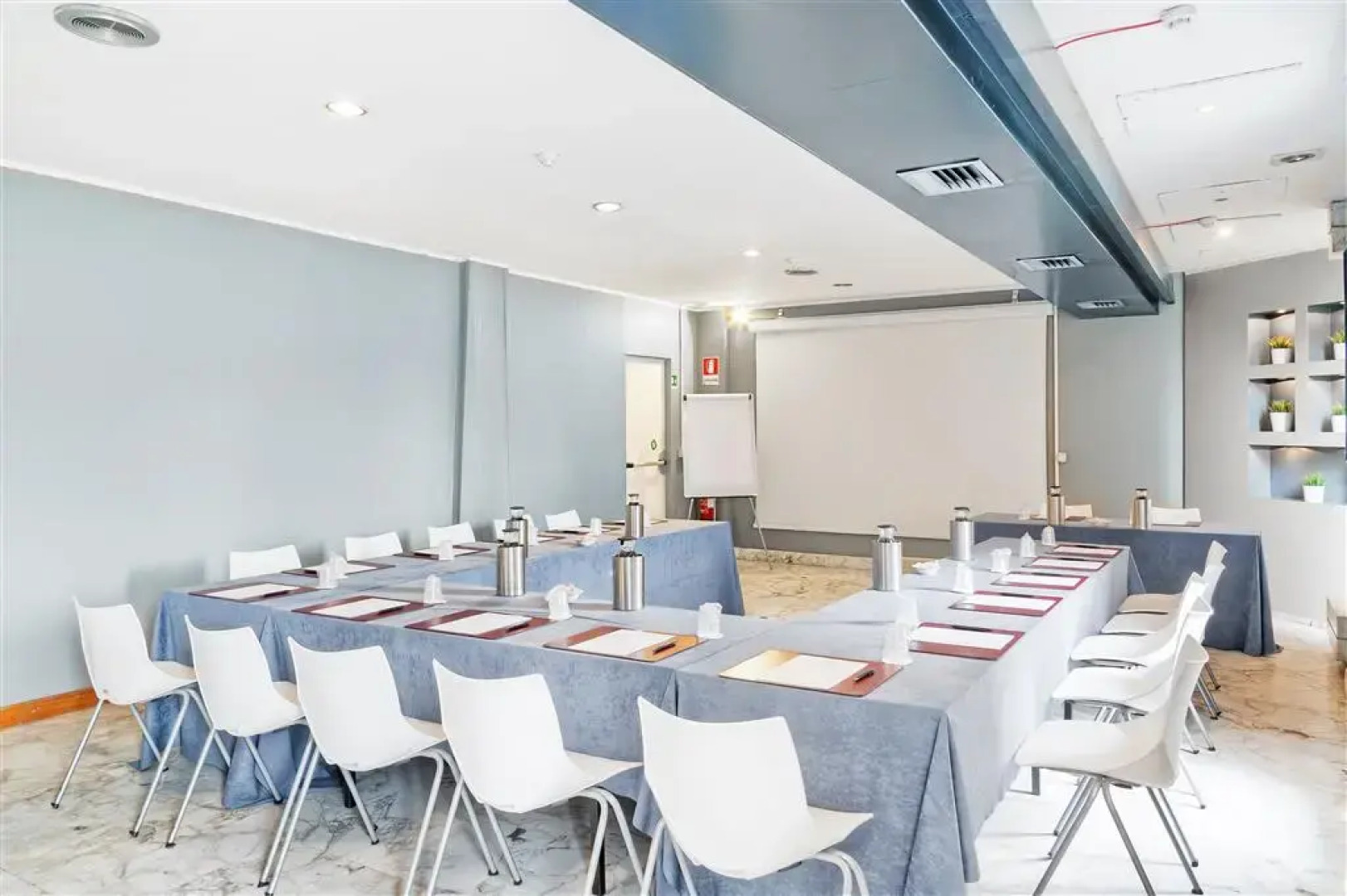 Отель Italiana Hotels Florence