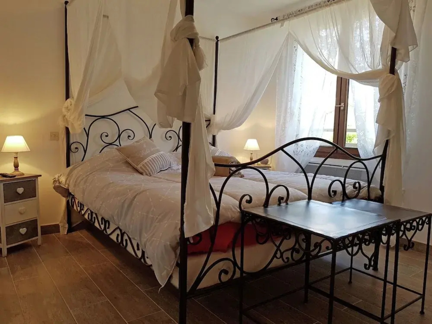 Modern Villa with Swimming Pool in Aups