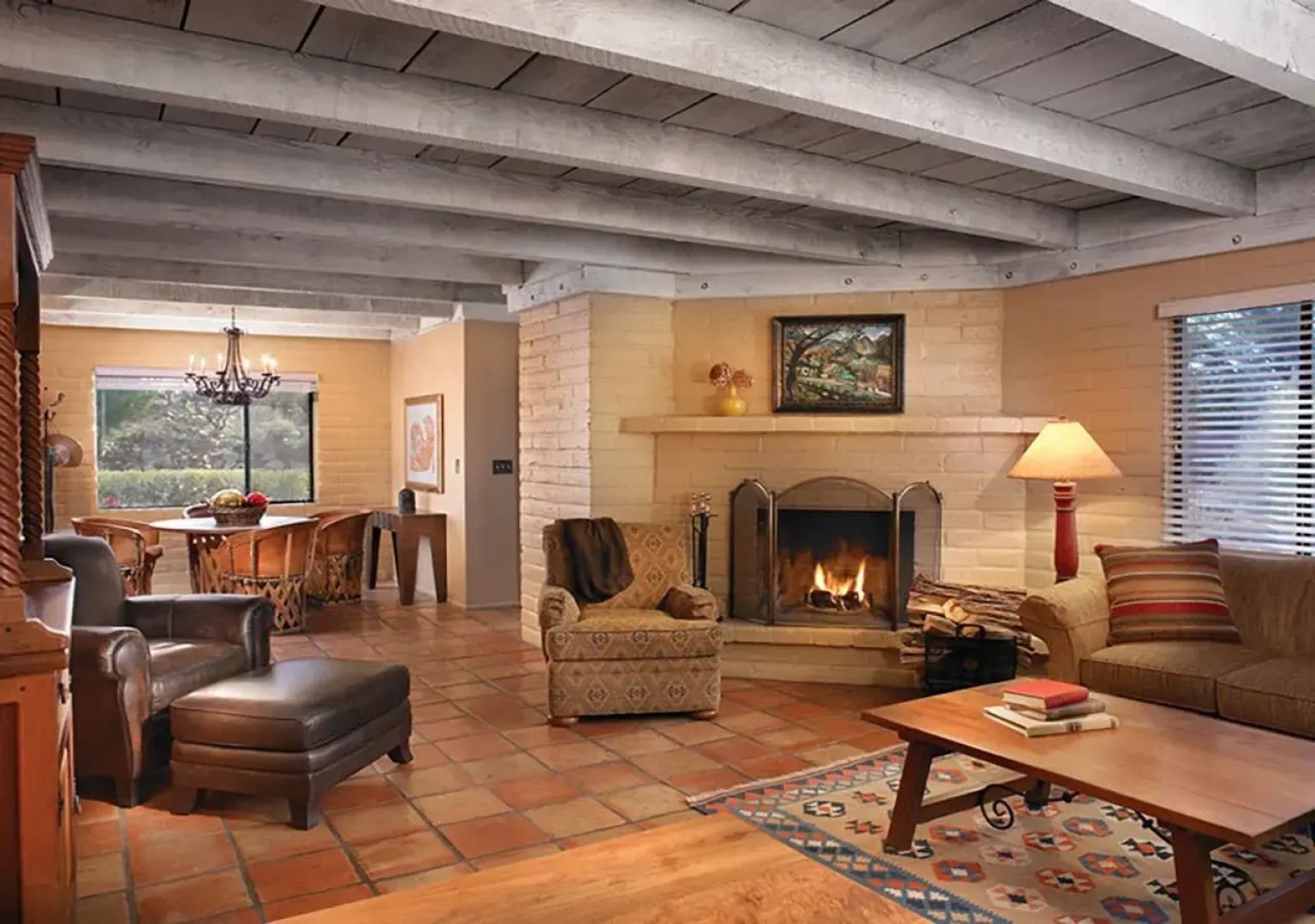 Hacienda Del Sol Guest Ranch Resort