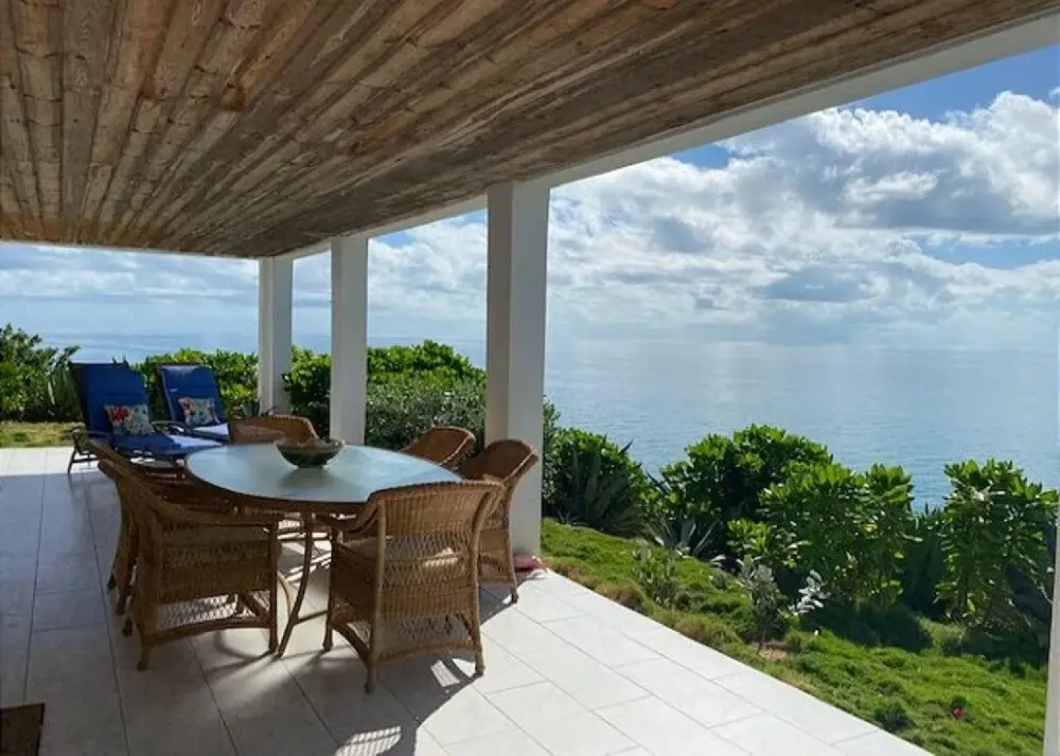 Blue Love Point by Eleuthera Vacation Rentals