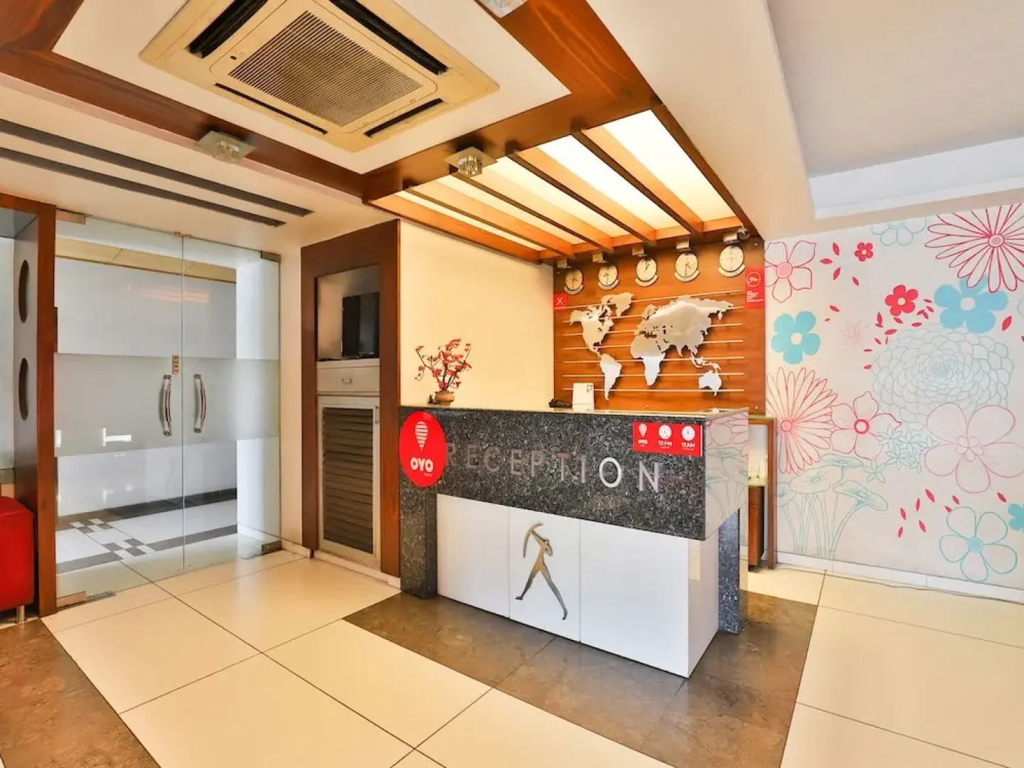 OYO 13372 Hotel Laksh Residency