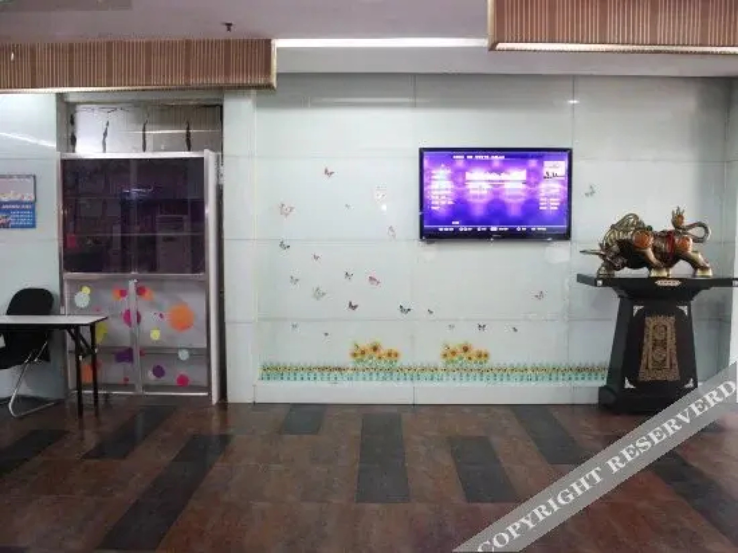 Wednesday Inn(Kaixuanmen)