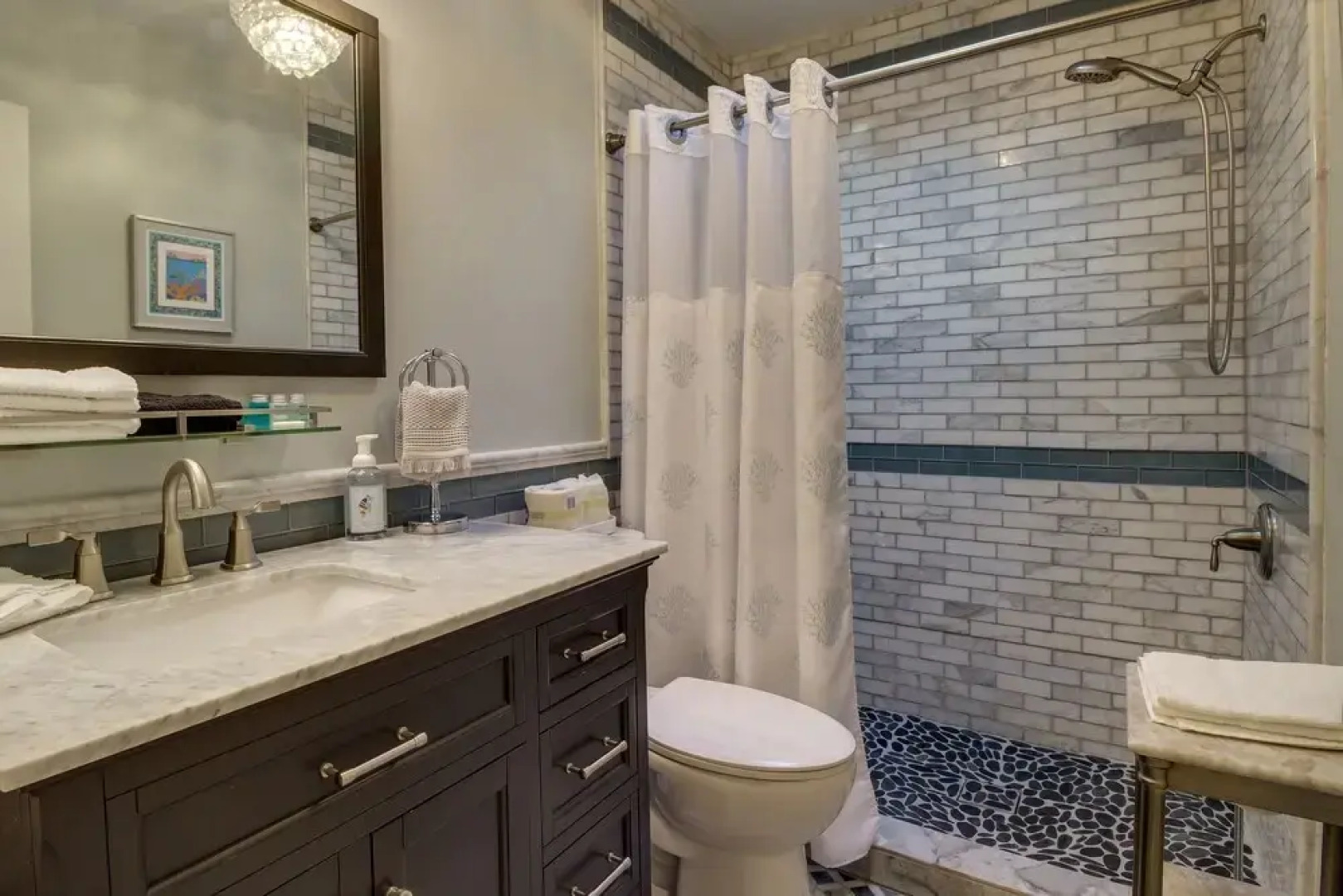 Sunny Savannah Home w/ Hot Tub ~ 10 Mi to Downtown