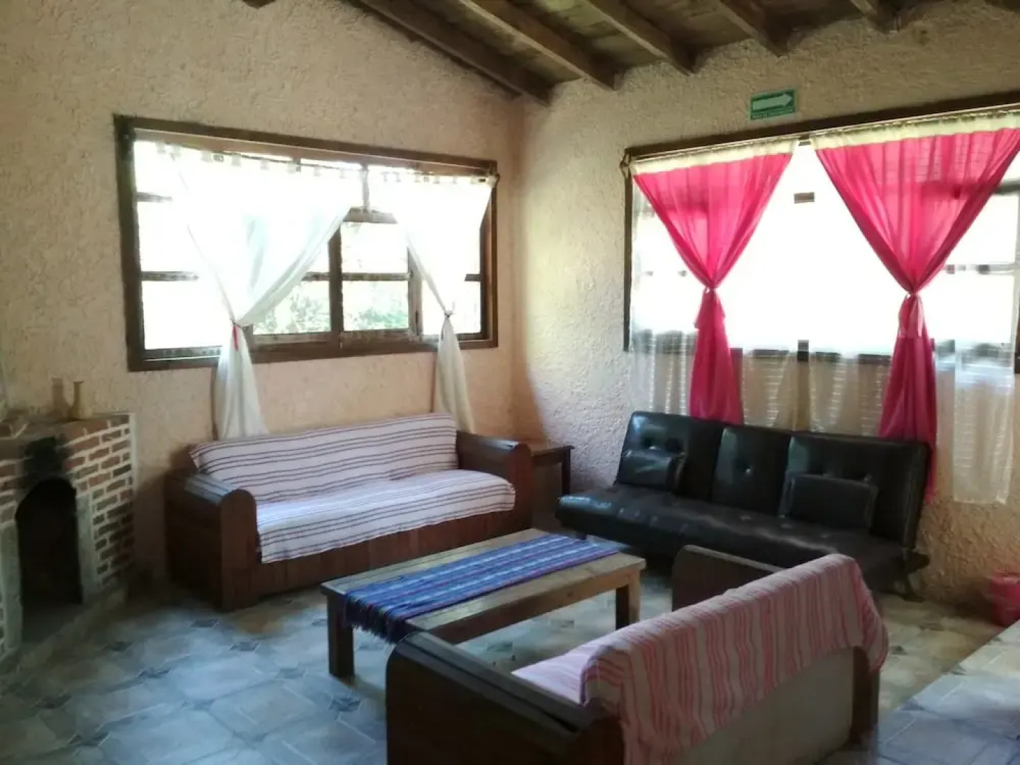 Hotel & Cabañas amara Café