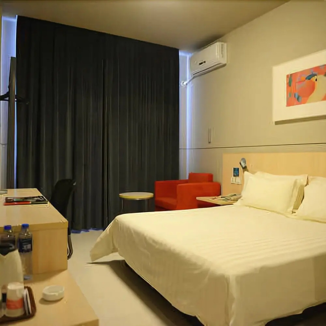 Jinjianglnnlangfangwanda Plaza